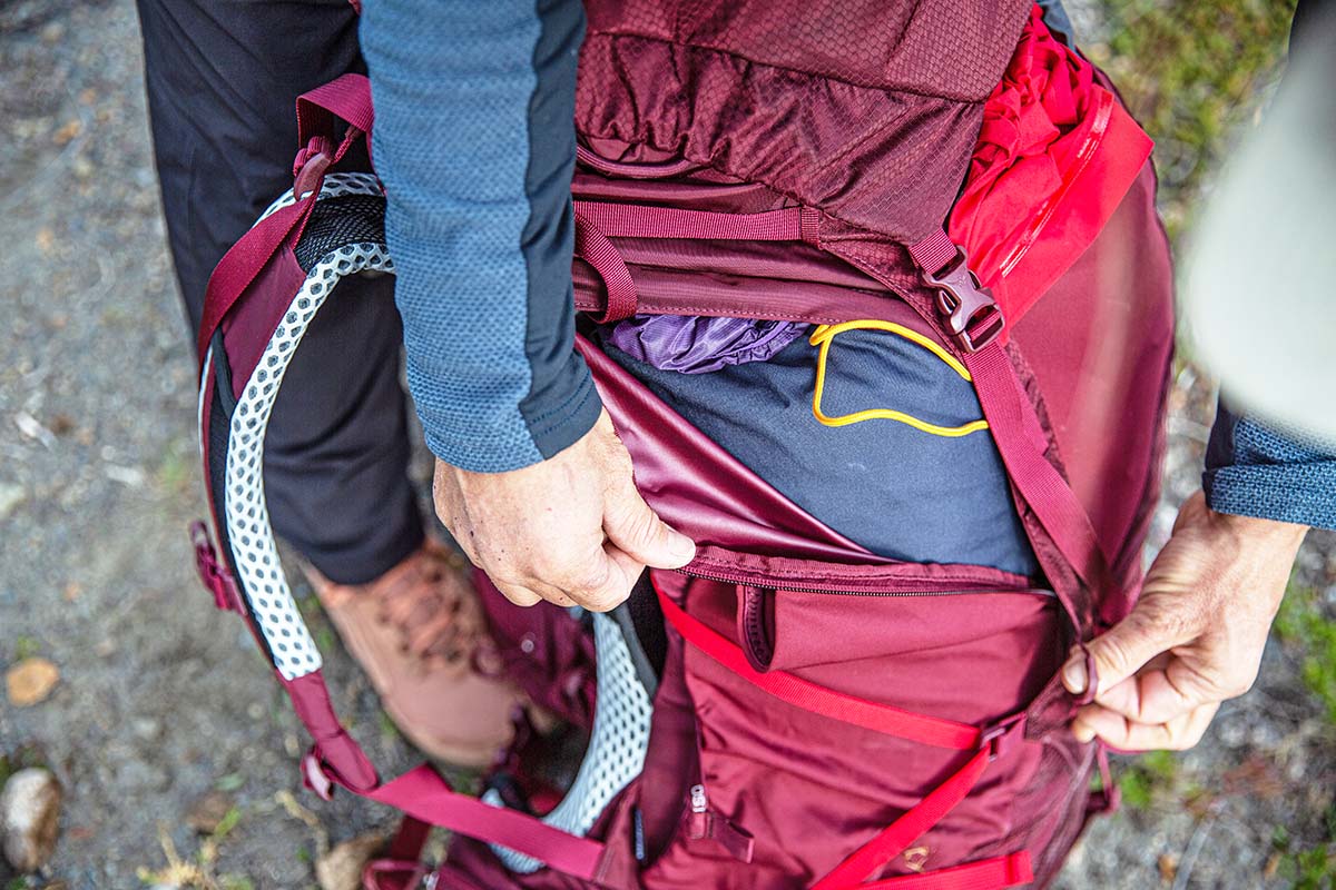 Osprey women's best sale backpacking pack